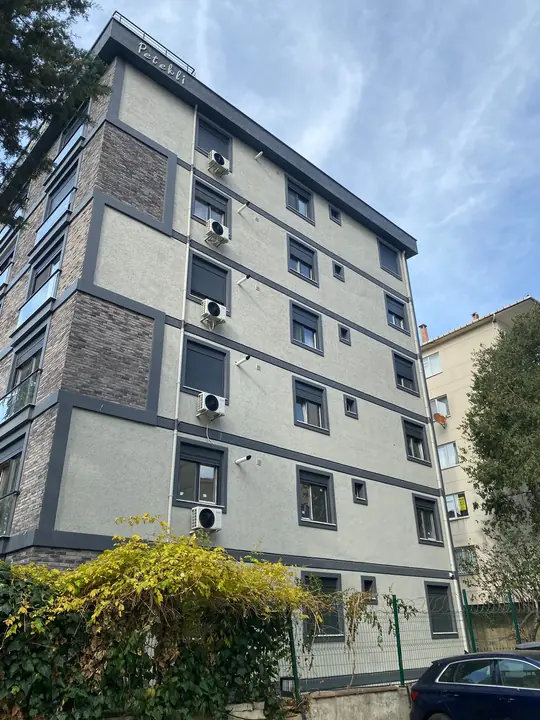 Kordonboyu Ayşem Apartmanı — Dış Mekân 1