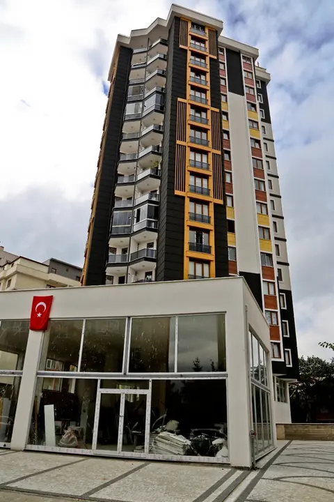 Petekli Prestij Sitesi — Dış Mekân 2